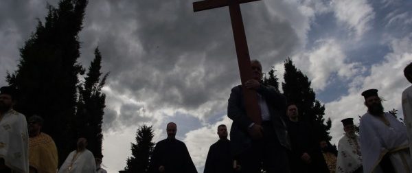 Καιρός σήμερα 15/4: Ανάσταση… με βροχές και χιόνια – Οι συνθήκες ανήμερα της Κυριακής του Πάσχα